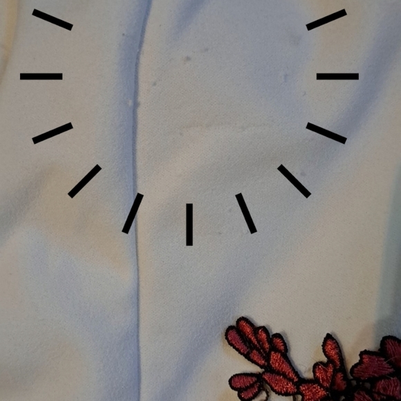 Size 3/4 Short White Strapless Embroidered floral waistband Back zipper. - Picture 5 of 9